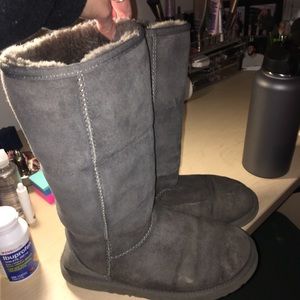 Tall Grey Uggs
